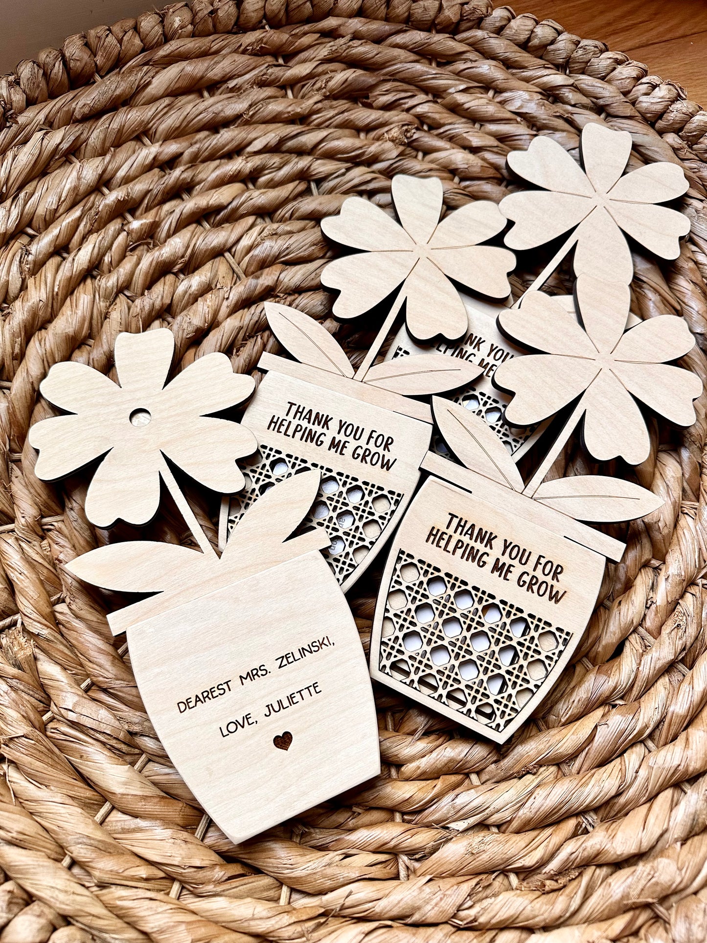 Flower Gift Card Holder (Customizable Texts)