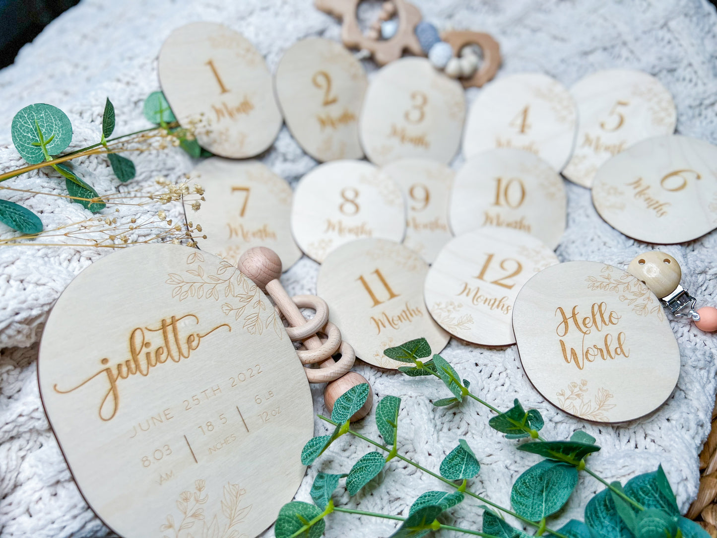 Wooden Botanic Baby Milestone Marker Cards